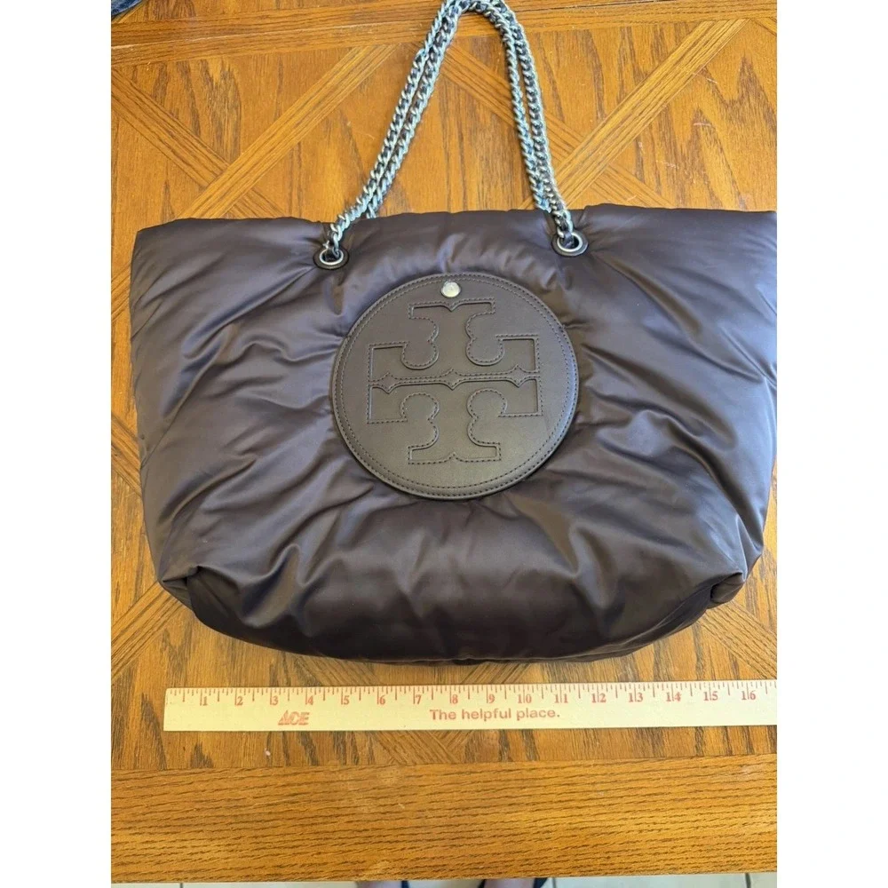 Tory Burch very good